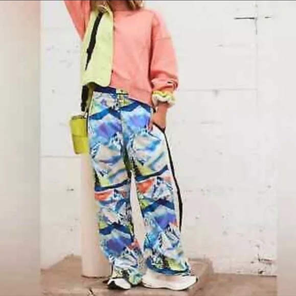 Free People End Zone Printed Mountain Apres Combo Windbreaker Light Weig… - Picture 17 of 17